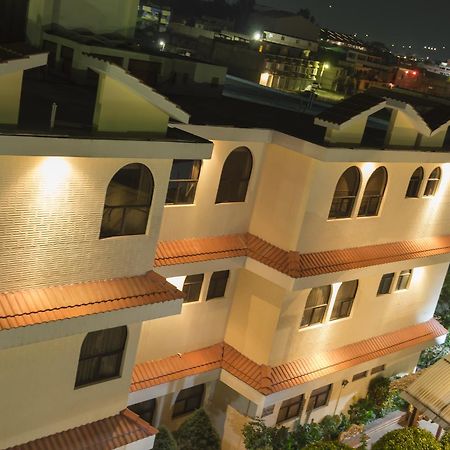 הווהווטננגו Hotel Premier מראה חיצוני תמונה